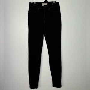 Everlane black mid rise Skinny size 26 Tall jeans